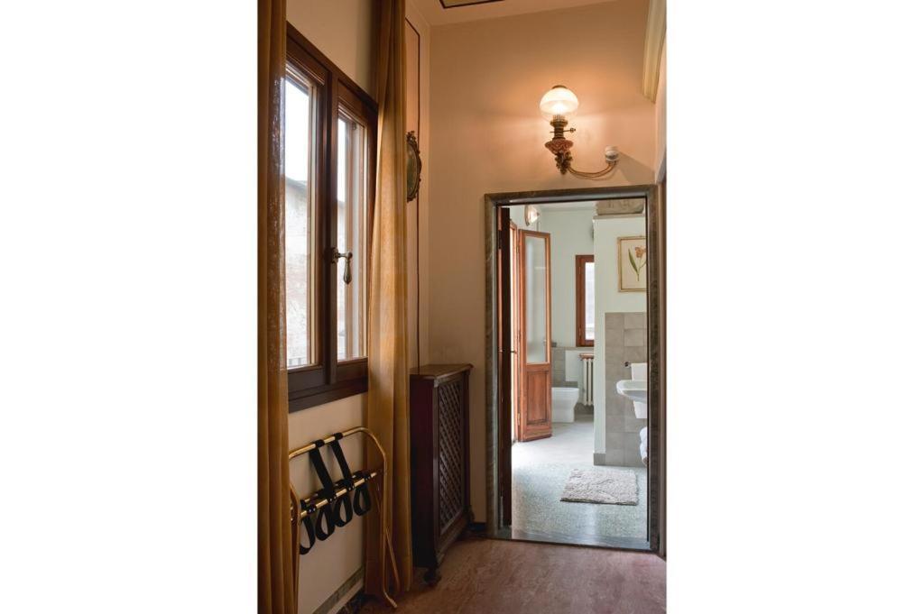 Dolce Rosa ♡ Centro Storico Bed & Breakfast Sansepolcro Exterior photo
