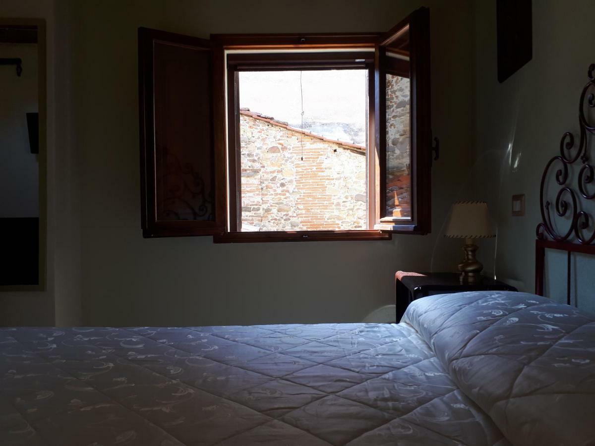 Dolce Rosa ♡ Centro Storico Bed & Breakfast Sansepolcro Exterior photo