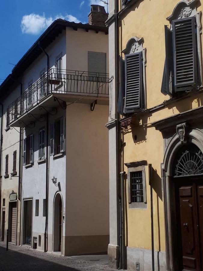 Dolce Rosa ♡ Centro Storico Bed & Breakfast Sansepolcro Exterior photo